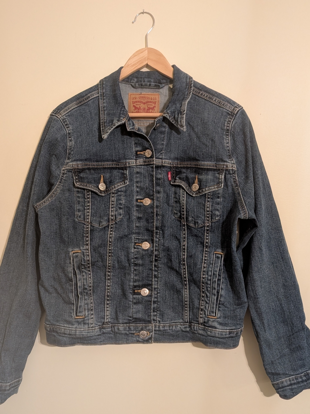 Levi's Women's Blue Denim Trucker Jacket, Size XL